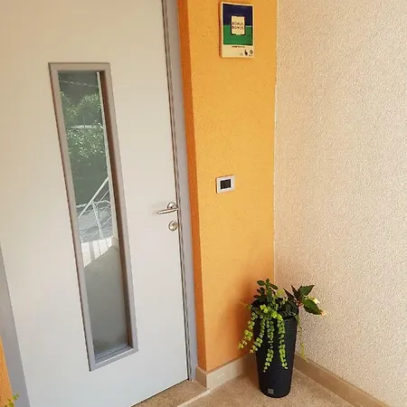 Lency Apartament *