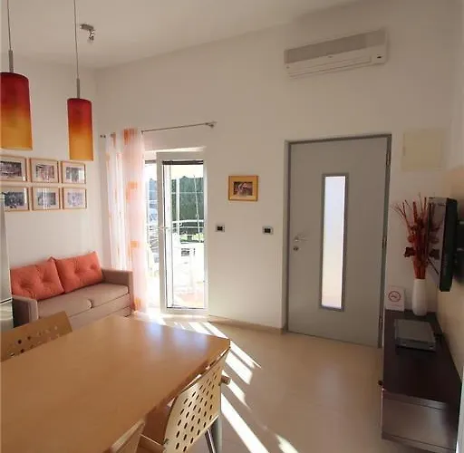 Lency Novigrad Istria